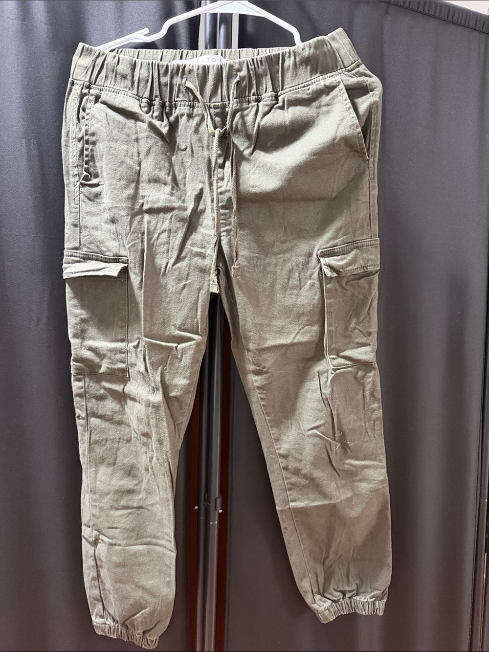 Tinseltown Olive Cargo Jogger Pants